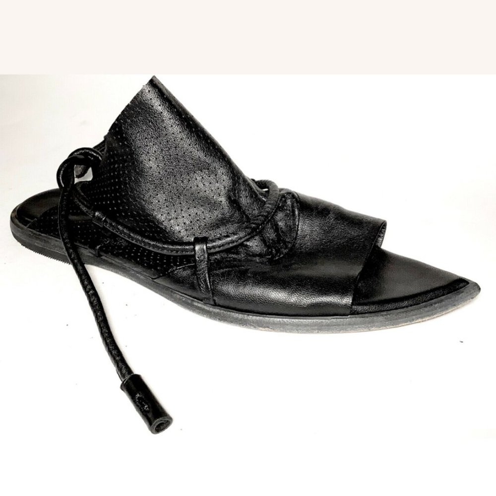 Designer Wal & Pai Sandals